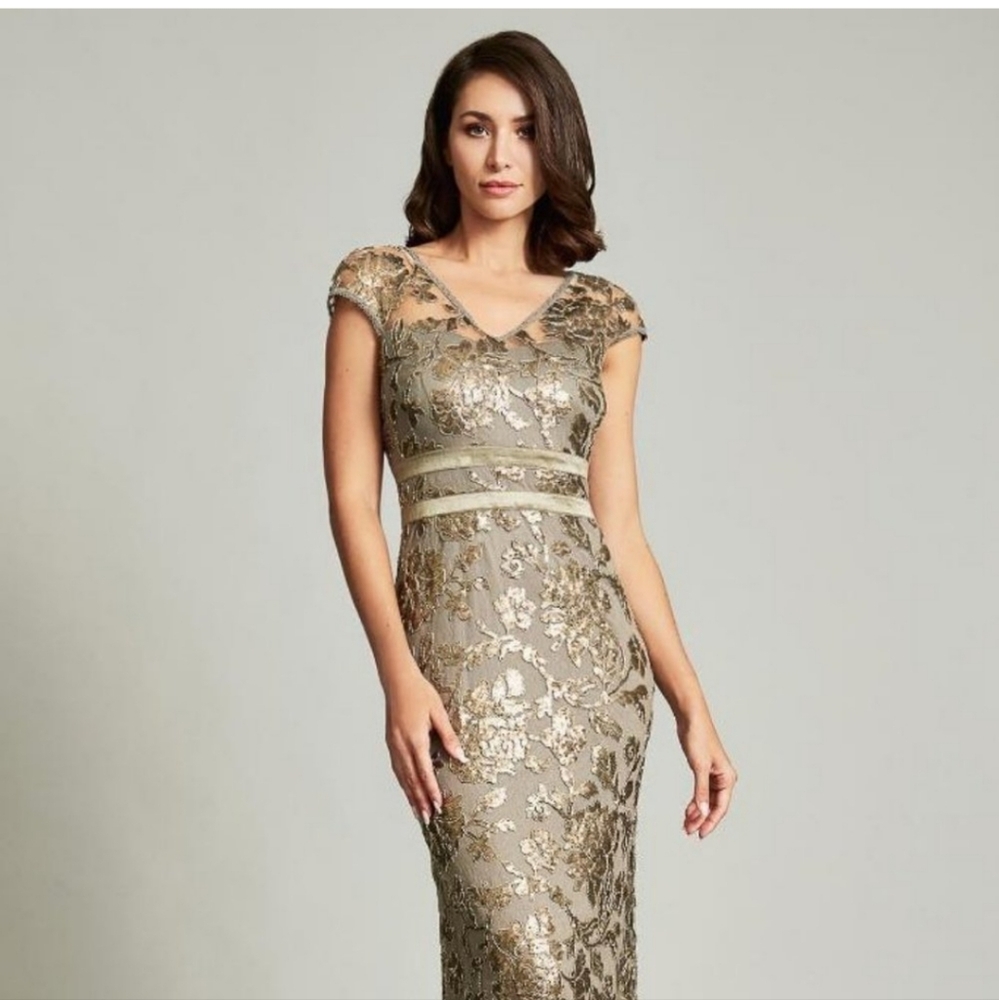 NWT Tadashi Shoji Lace Sequn A Line Gown Dress